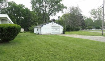135 Riverside Dr, Alma, MI 48801