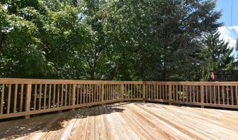 20180 HARDWOOD Ter, Ashburn, VA 20147