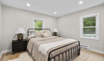 97 Padanaram Rd, Danbury, CT 06811