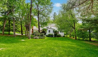 11 Tanglewood Dr, Danbury, CT 06811