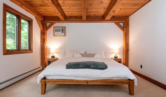 395 Hillwinds Rd, Brattleboro, VT 05301