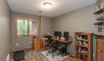 38177 Twin Oaks Dr, Avon, MN 56310