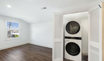 217 N Bay Dr, Bayville, NJ 08721