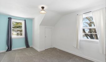 211 Commercial St, Arlington, WI 53911