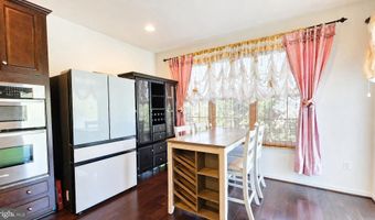 25099 PRAIRIE FIRE Sq, Aldie, VA 20105