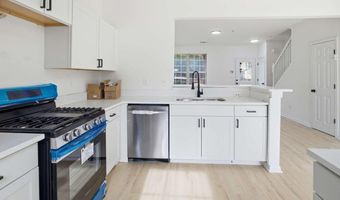 2135 Kilmington Sq, Alpharetta, GA 30009