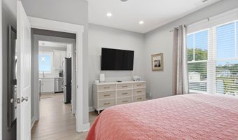220 Pelican Dr, Atlantic Beach, NC 28512