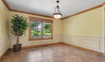 618 E 1714 Rd, Baldwin City, KS 66006