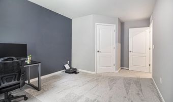 2865 Dillon Dr, Ann Arbor, MI 48105