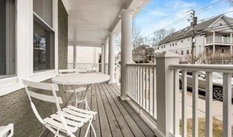 30 Gloucester St 30, Arlington, MA 02476