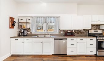 517 W Lamar St, Alvord, TX 76225
