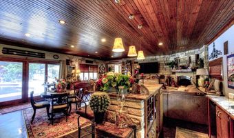 7 Valley Rd, Arkansas City, KS 67005