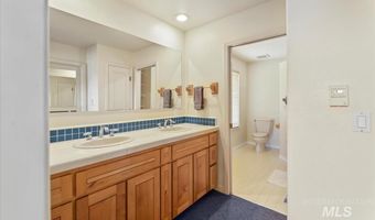 2064 S Stone Ridge Way, Boise, ID 83712