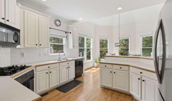 5486 Hedge Brooke Pointe Cv NW, Acworth, GA 30101