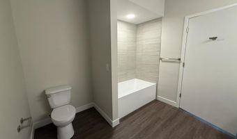 2645 Burton Road Unit Bld 4 Bld 4, Ann Arbor, MI 48104