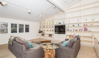 22 Dock Rd, Norwalk, CT 06854