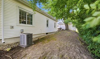 606 E Main St, Albion, IN 46701