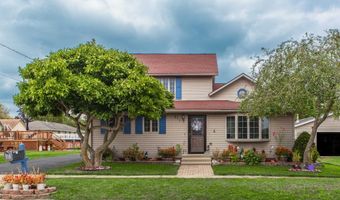 211 Warren St, Albany, WI 53502