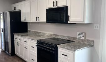 204 N La Cuesta Rd, Artesia, NM 88210