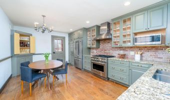 806 S ANN St, Baltimore, MD 21231