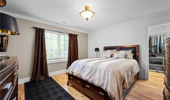 47 Nature Cove Ct, Amherst, NY 14221