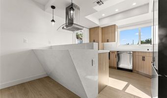 800 E Sandra Ave, Arcadia, CA 91006