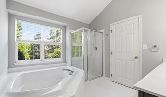 43612 DUNHILL CUP Sq, Ashburn, VA 20147
