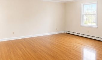 39 Grand St C, Danbury, CT 06810