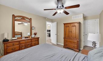 1707 Muny Vista Dr, Alton, IL 62002