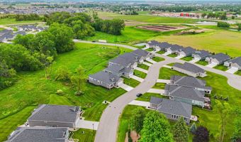5660 N OSPREY Dr, Appleton, WI 54913