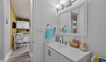 201 Hoop Pole Creek Dr, Atlantic Beach, NC 28512