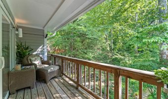 6829 LITTLE RIVER Tpke, Annandale, VA 22003