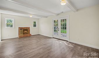 5324 Cheval Pl, Charlotte, NC 28205