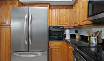 404 Pine Tree Ct 6, Atlantis, FL 33462