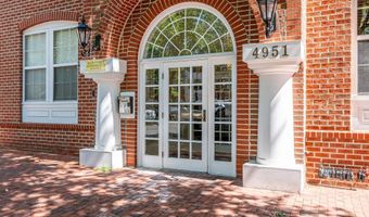 4951 BRENMAN PARK Dr 410, Alexandria, VA 22304