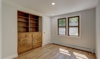 70 Doubleday Rd, Columbia, CT 06237
