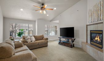 3957 W HONEY LOCUST Ln, Cedar Hills, UT 84062