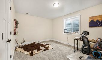 928 N Greenwillow Ln, Ammon, ID 83401