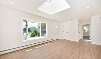 79 Columbus Blvd, Amityville, NY 11701