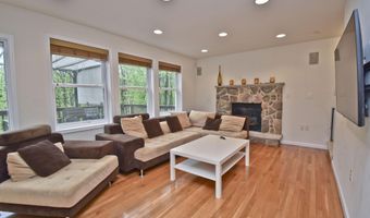 72 Chickadee Ln, Albrightsville, PA 18210
