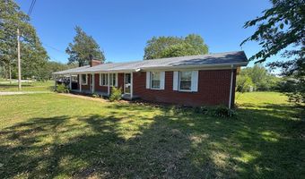 105 Able St, Big Sandy, TN 38221
