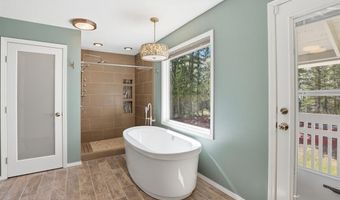 13340 Bainbridge Rd, Anchorage, AK 99516