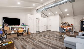 100 Longboat Ave, Beachwood, NJ 08722