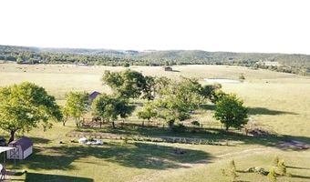 11830 Farm Road 1195, Aurora, MO 65605