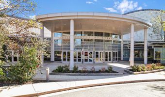 10619 KENILWORTH Ave 202, Bethesda, MD 20814