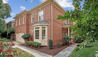 4831 26TH St N, Arlington, VA 22207