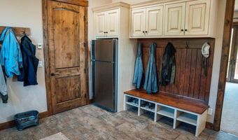 29 WHITE POINT Rd, Cora, WY 82925