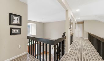 8004 SPLIT OAK Dr, Bethesda, MD 20817