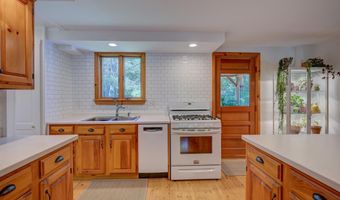 760 W Side Rd, Bartlett, NH 03812