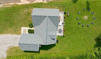 6097 Summerside Dr, Alanson, MI 49706
